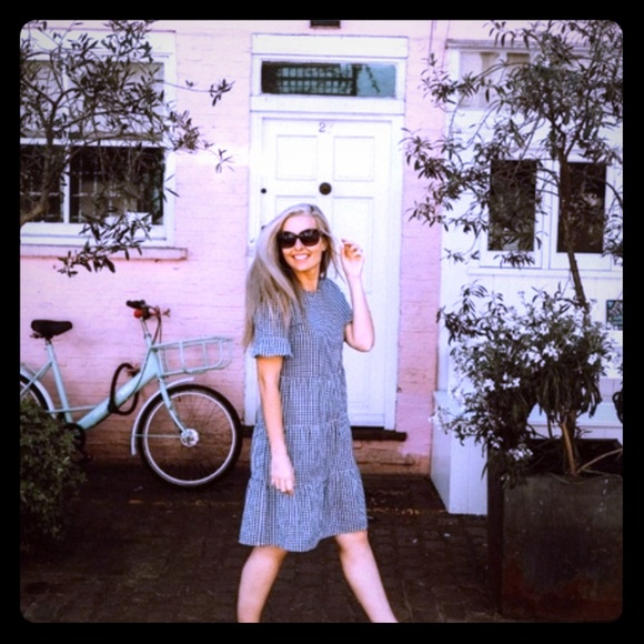 Ashley Lemieux checkered dress - Picture 2 of 3